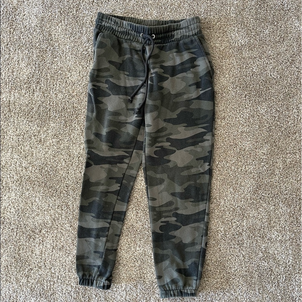 wild fable camo sweatpants